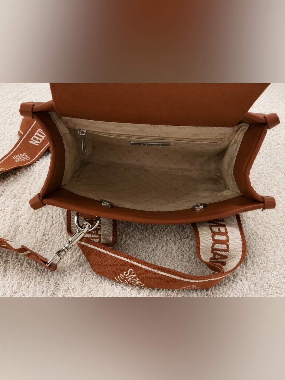 EUC Steve Madden Suede Crossbody Handbag - Picture 3 of 3